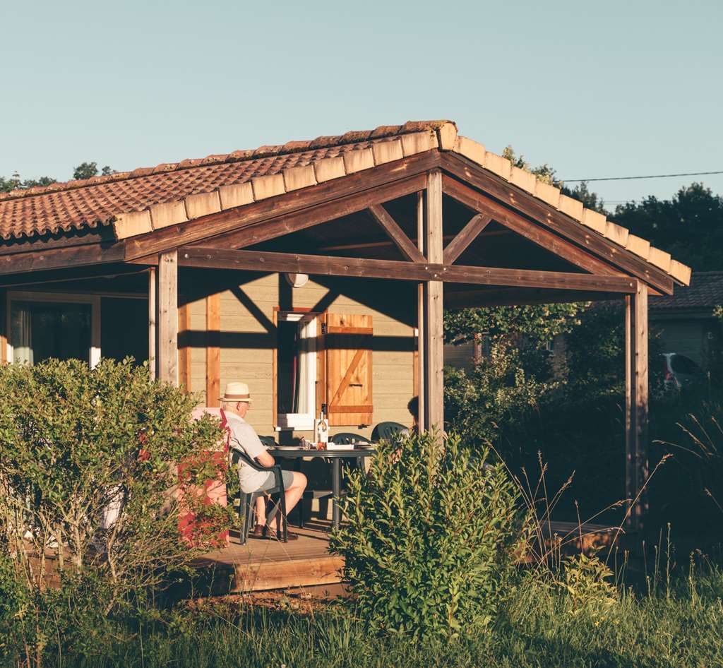 Terres De France - Les Hameaux De Pomette Hotel Marminiac ภายนอก รูปภาพ